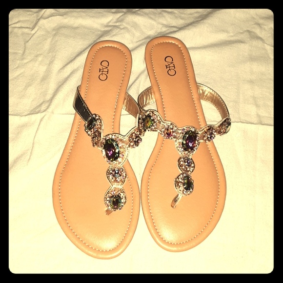 Shoes - Picture 1 of 3